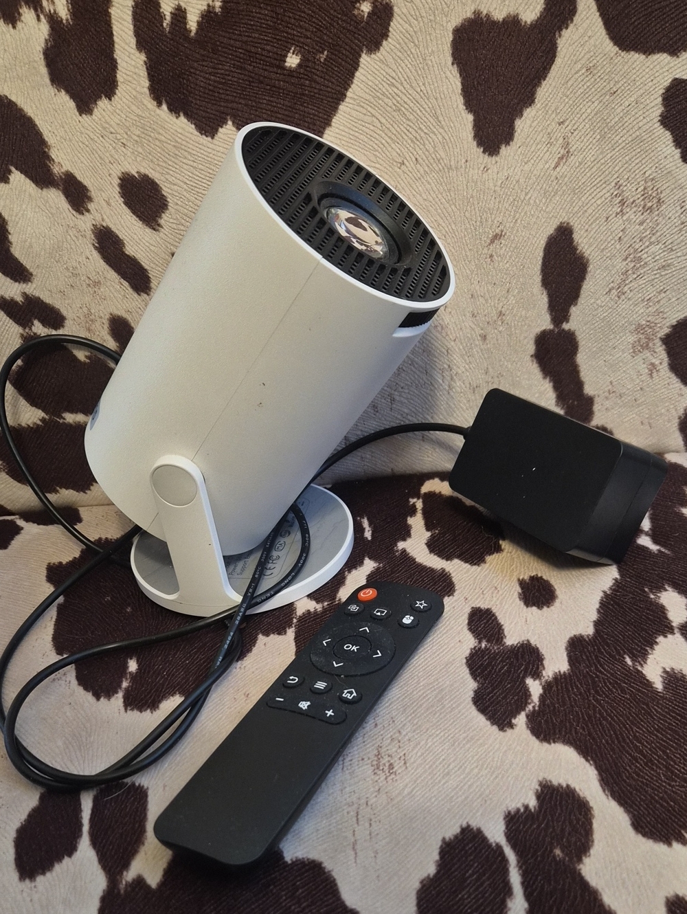 📺Projector With Remote📺